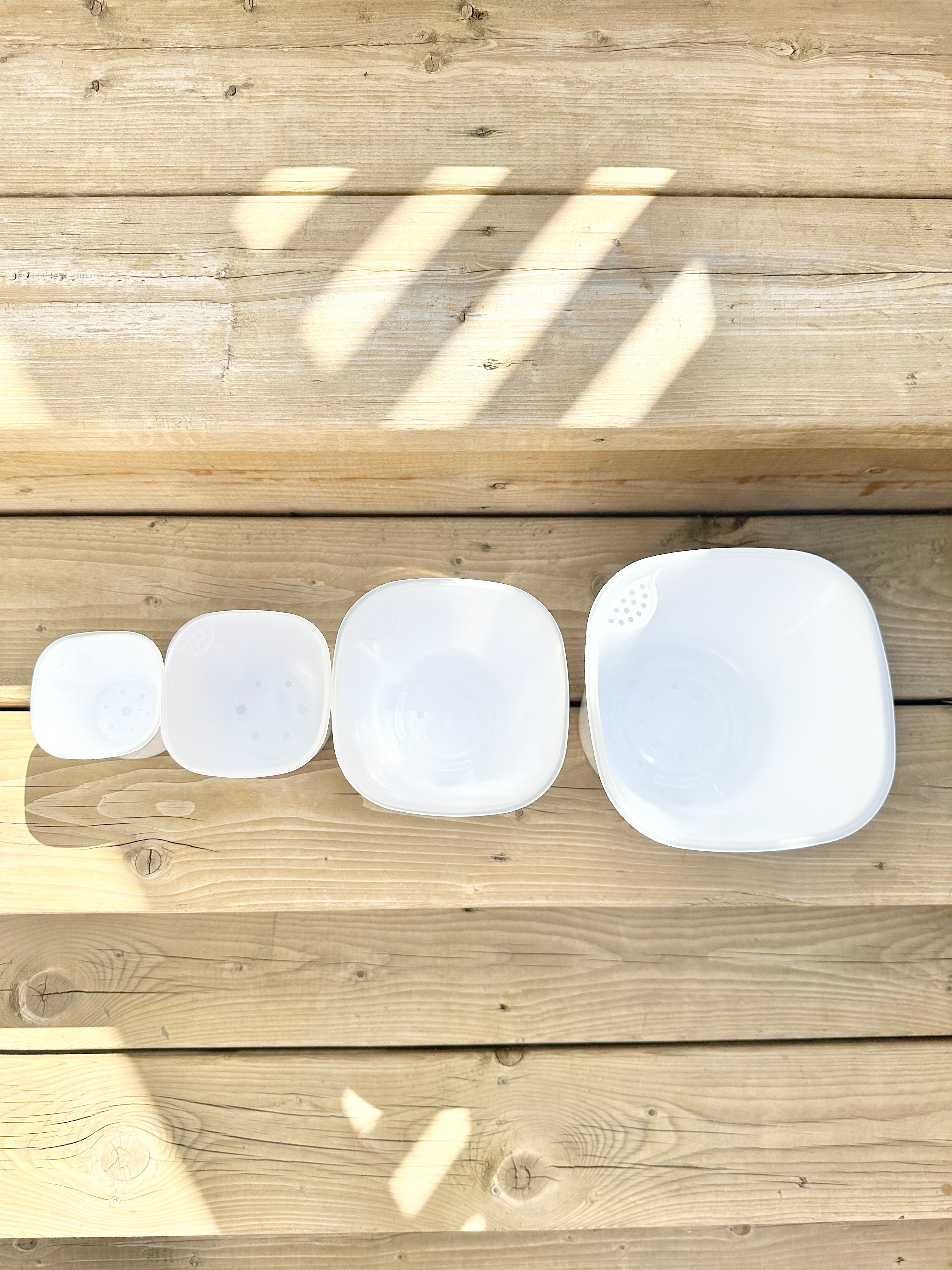 On Hand | Self-watering Pots with Clear Inserts
